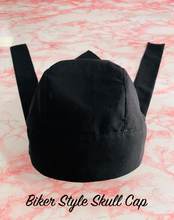 Load image into Gallery viewer, Choose Love Skull Cap
